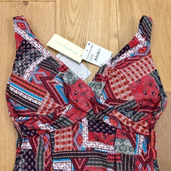 Sea Level Arielle Cross Front Multi Fit One-Piece Swimsuit Size 8 - Picture 4 of 10